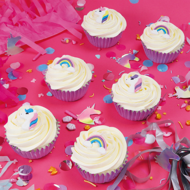 PME Edible Cupcake Toppers, Set of 6 - Unicorn on the table