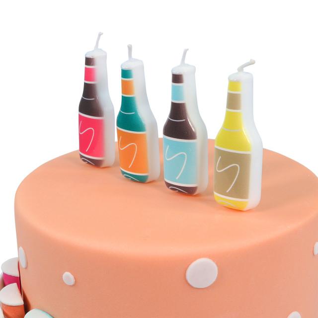 PME Candles, Set of 4 - Beer Bottles detail on a cake