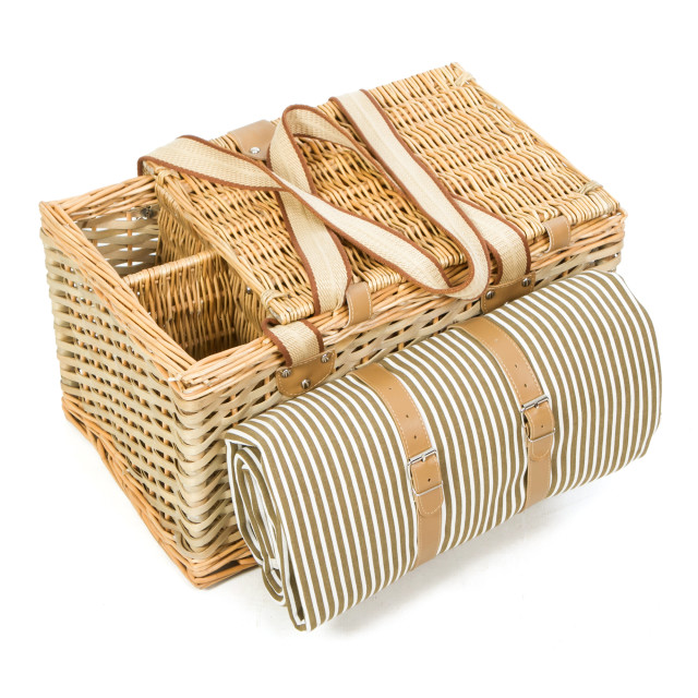 Gift Baskets La Grande 5-Person Picnic Basket angle