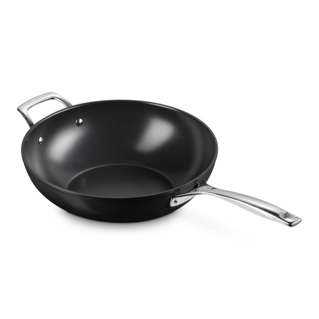 Le Creuset Essential Non-Stick Ceramic Stirfry Pan with Helper Handle, 30cm