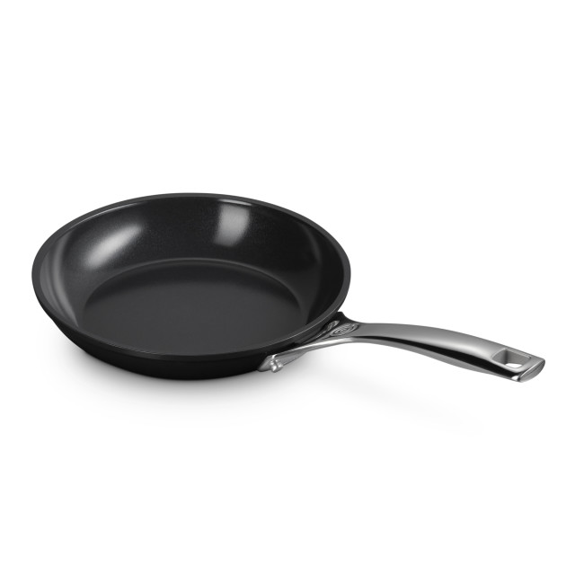 Le Creuset Essential Non-Stick Ceramic Frying Pan - 20cm
