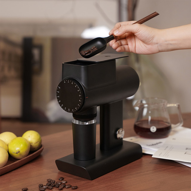 Timemore Sculptor 064S Espresso+ Flat Burr Grinder - Black refilling coffee beans