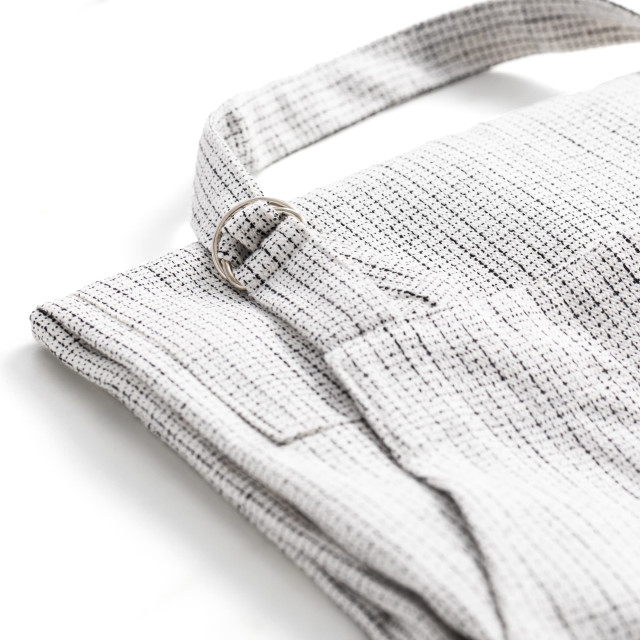 Salisbury & Co Devon Apron - White detail