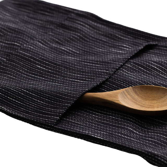 Salisbury & Co Devon Apron - Black detail