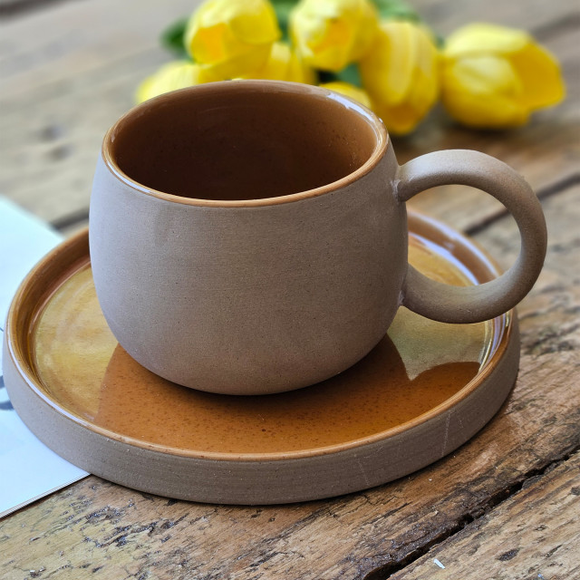 Nicolson Russell Marrakesh Mug and Plate, 260ml - Chocolate on the table