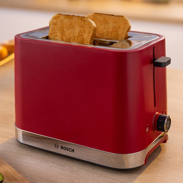 Bosch MyMoment 2-Slice Compact Toaster, 950W - Red with two slices of bread