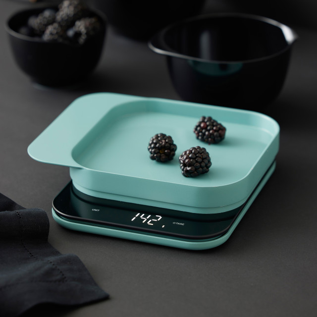 Rosti Mensura Digital Kitchen Scale - Nordic Green with blackberries