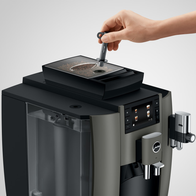 Jura W8 Twin Double Coffee Grinder Automatic Bean-To-Cup Coffee Machine detail