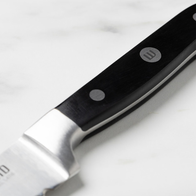 Wolstead Calibre Bread Knife, 20cm handle close up