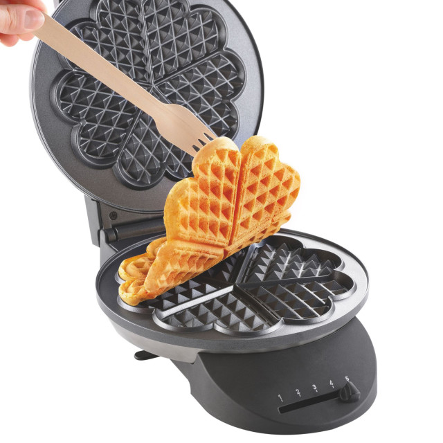 Tefal Heart Shaped Waffle Maker, 1000W detail