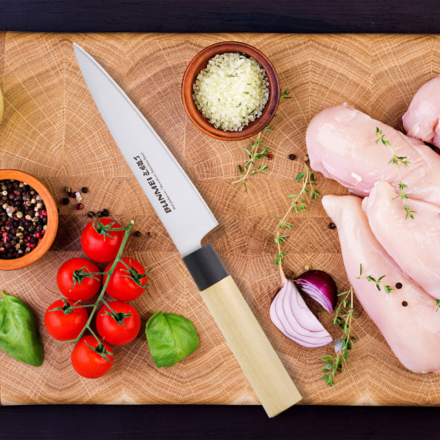 Bunmei Utility Knife, 15cm with veggies