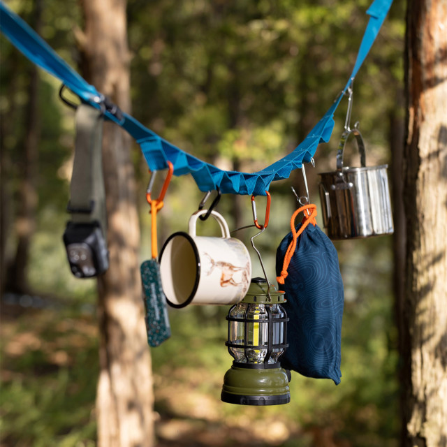 Gentlemens Hardware Hanging Tent Tidy Set with cups and lights