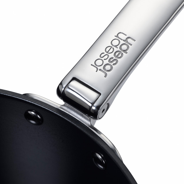 Joseph Joseph Space Ceramic Non-Stick Saute Pan with Glass Lid and Folding Handle, 28cm detail