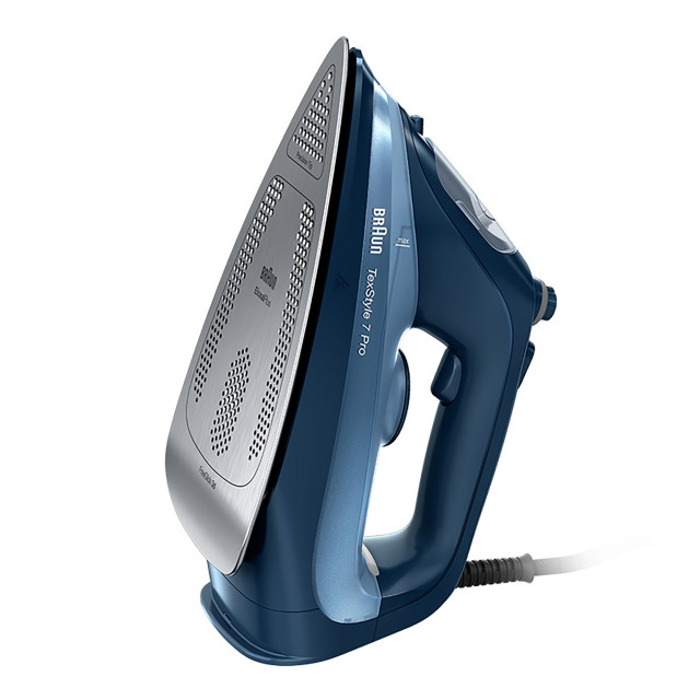 Braun TexStyle 7 Steam Iron, 3000W angle