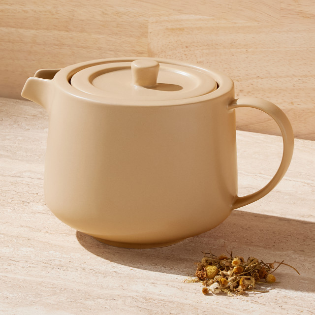 Maxwell & Williams Cafe Life Teapot with Infuser, 500ml - Sand on the table
