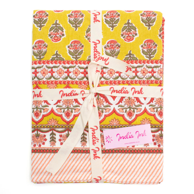 India Ink Vintage Tablecloth - 6 Seater