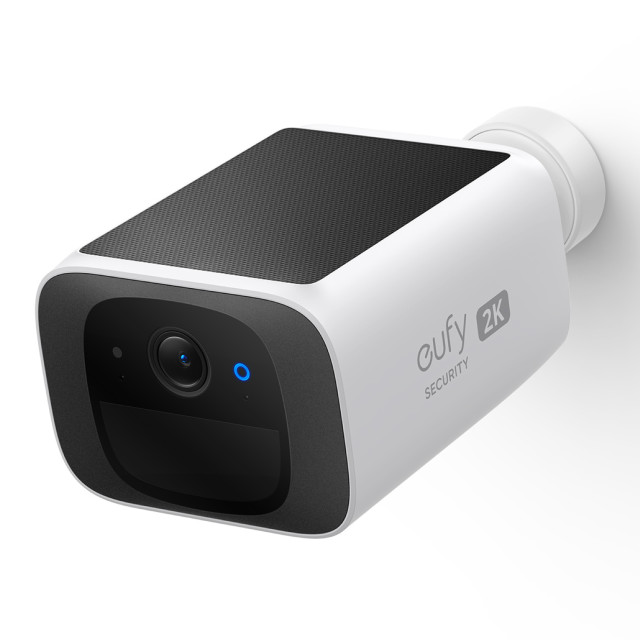 Eufy S220 2K UHD SoloCam Wireless Smart Security Camera Kit angle