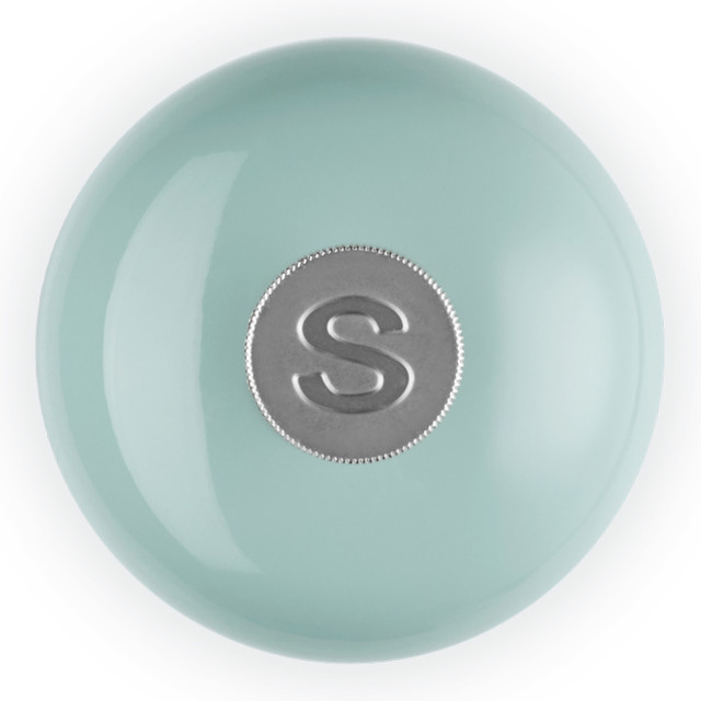 Le Creuset Sea Salt Classic Salt Mill, 21cm angle