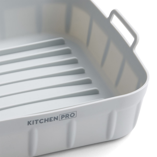 Kitchen Pro Swift Square Silicone Airfryer Inserts, Set of 2 detail