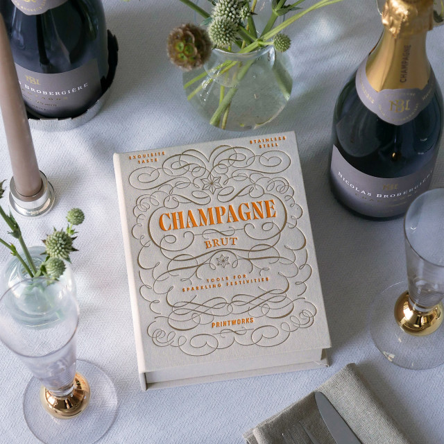 Printworks The Essentials Champagne Tools Set on the table