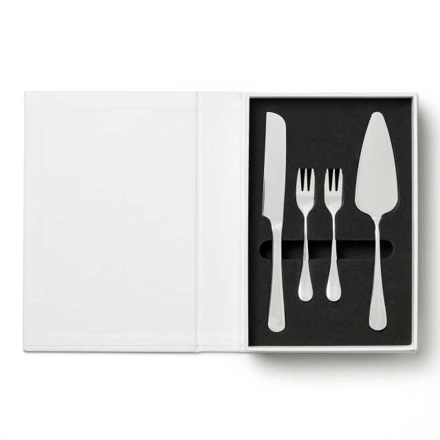 Printworks The Essentials Cake Tools Set detail in the packaging