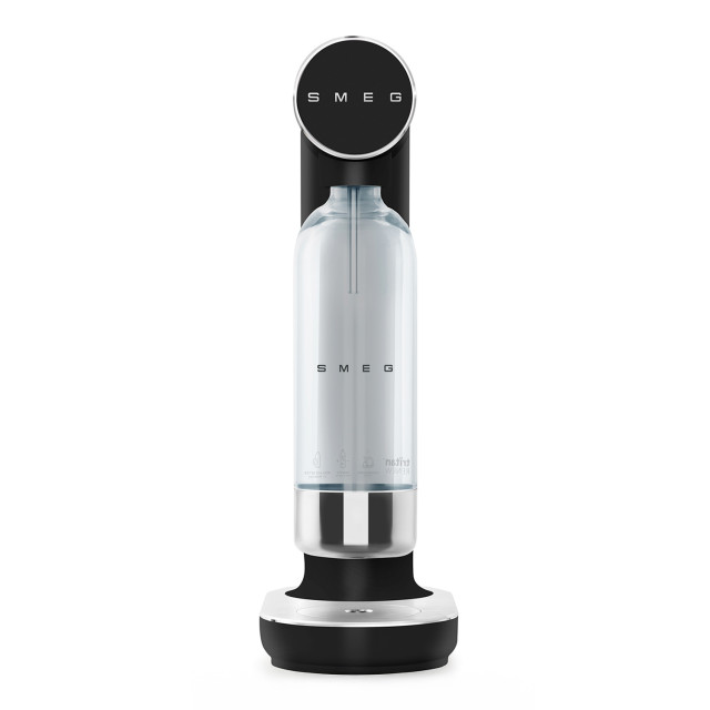 Smeg Soda Maker - Matte Black angle