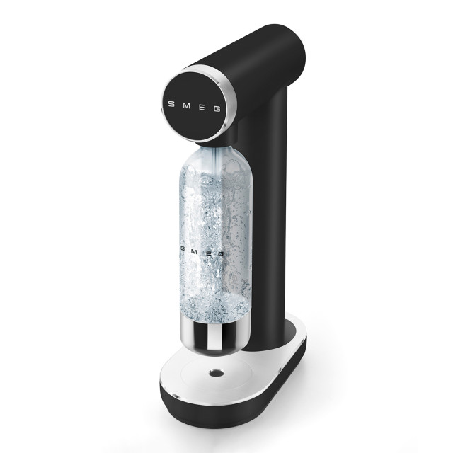Smeg Soda Maker - Matte Black angle