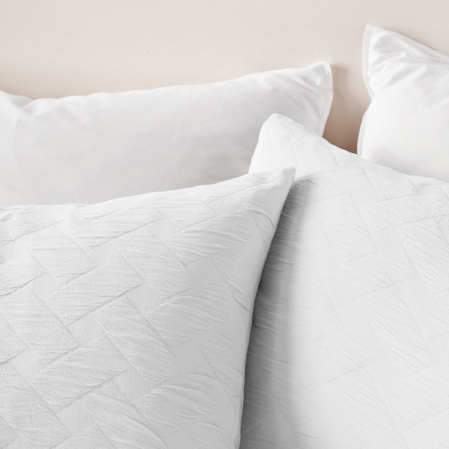Linen House White Rhea Duvet Cover Set - Double detail on the bed