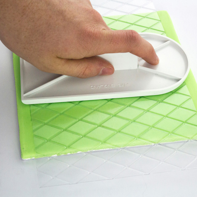 PME Diamond Fondant Impression Mat - Small detail