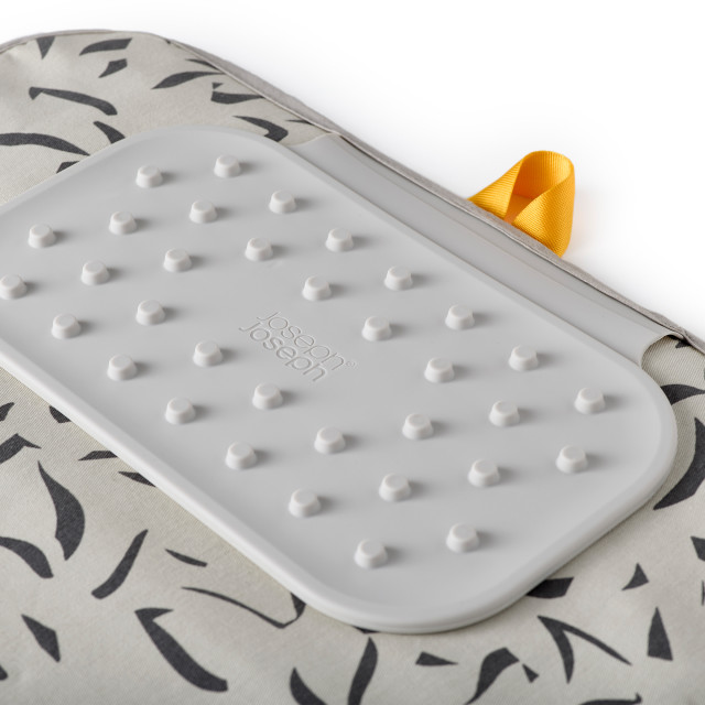 Joseph Joseph Swift Ironing Mat - Ecru Scatter detail