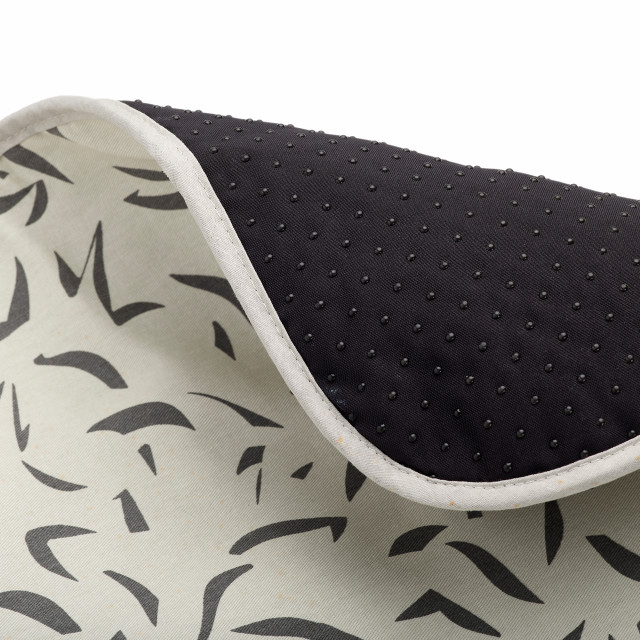 Joseph Joseph Swift Ironing Mat - Ecru Scatter detail