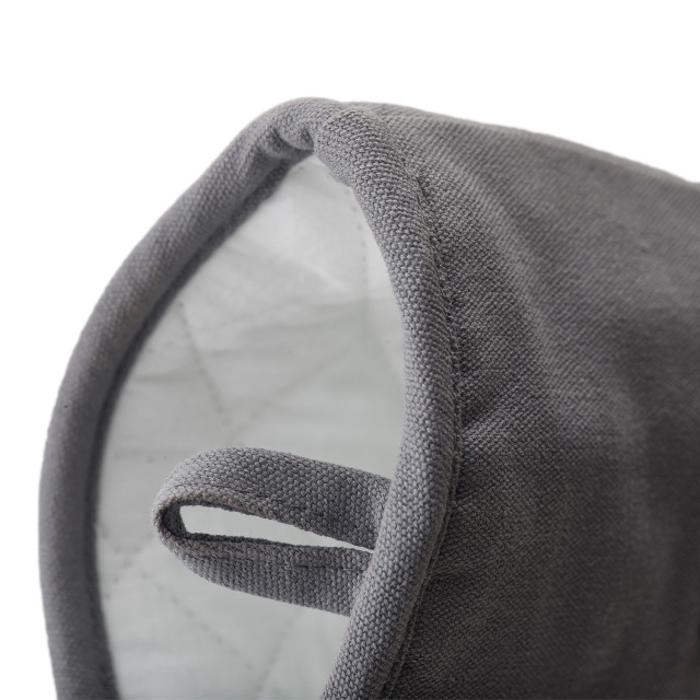 Joseph Joseph Right Hand Pinch Oven Glove detail