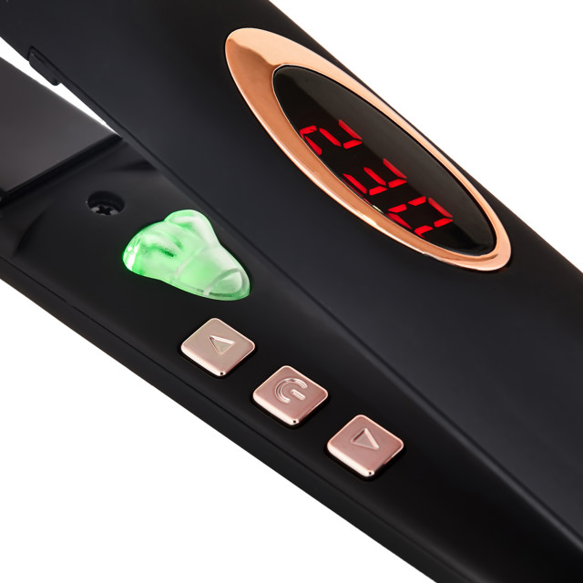 Moyoko Classic Ceramic Hair Straightener detail