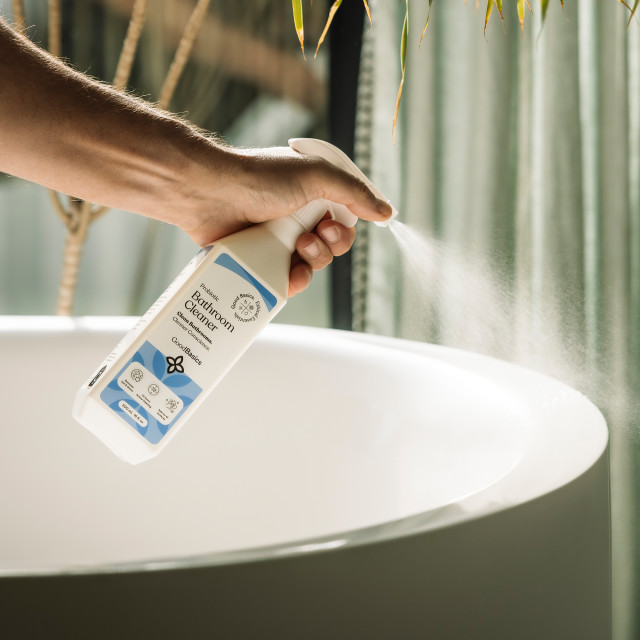 GoodBasics Probiotic Bathroom Cleaner, 500ml sprayed on the bathtub