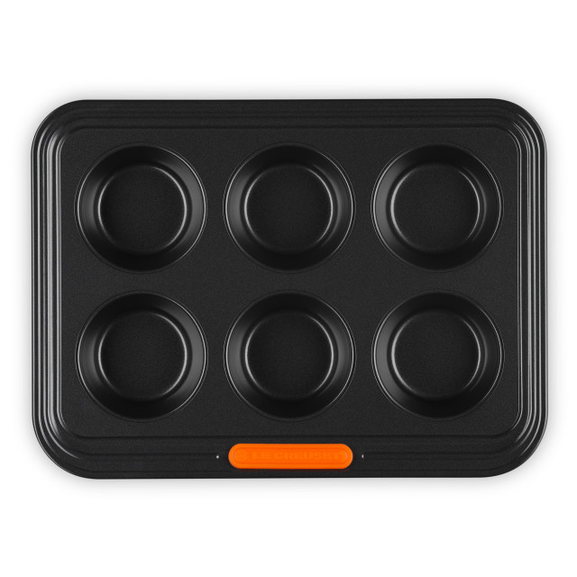 Le Creuset Non-Stick Mini Muffin Pan, 6-Cup angle