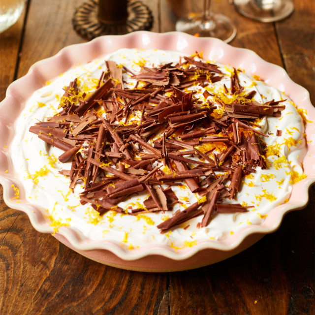 Jamie Oliver Big Love Stoneware Proper Pie Dish, 28cm with dessert