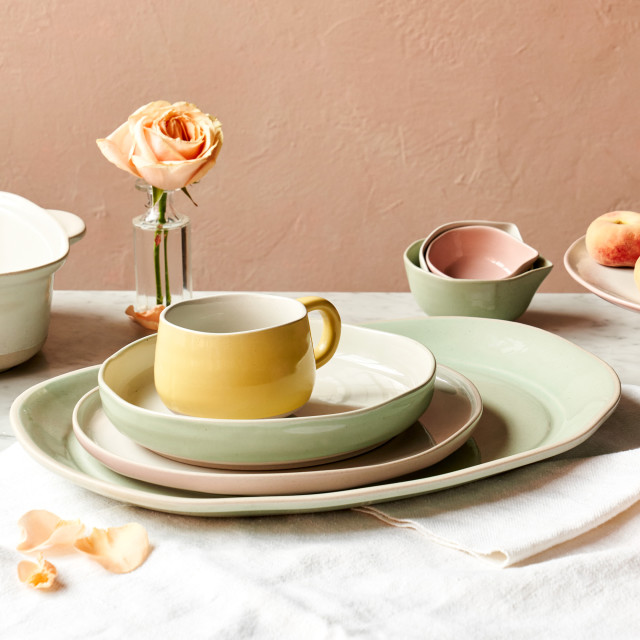 Jamie Oliver Big Love Stoneware Cosy Cuppa Mug, 375ml - Yellow on the table with a dinner set