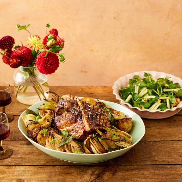 Jamie Oliver Big Love Stoneware Serving Bowl, 39cm with food