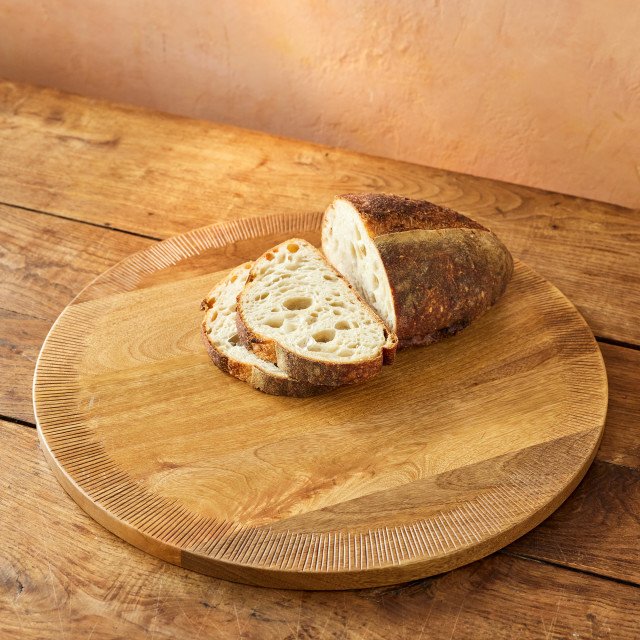 Jamie Oliver Big Love Mango Wood All-Rounder Board, 48cm with sliced bread