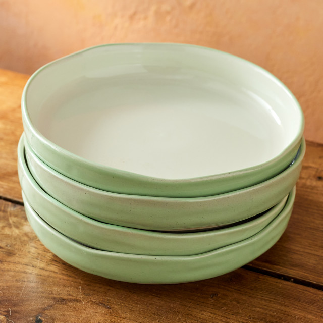 Jamie Oliver Big Love Stoneware Dishy Bowls, Set of 4 on the kitchen counter