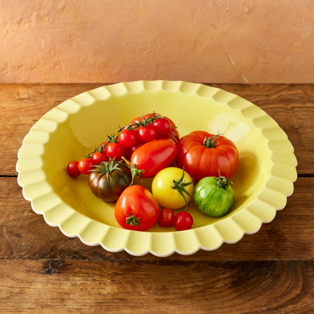 Jamie Oliver Big Love Stoneware Super Server, 34cm with food