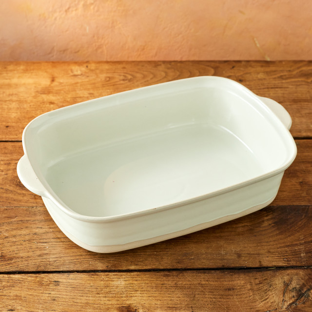 Jamie Oliver Big Love Stoneware Epic Roaster, 39cm on the kitchen counter