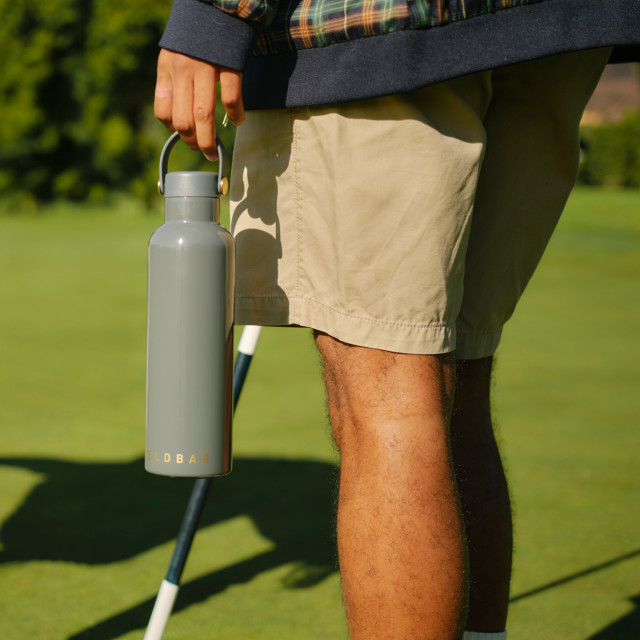Fieldbar Signature Shades Collection Field Bottle, 750ml - Oyster Grey handheld showing scale