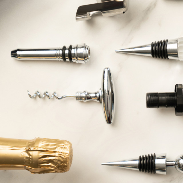 Dalton & Turner 2-in-1 Corkscrew with Stopper on the table