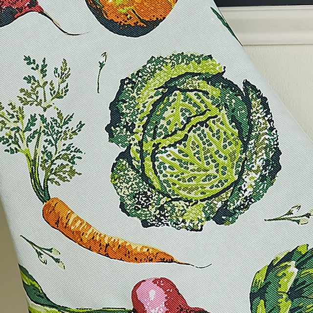 Ulster Weavers Vegetable Medley Oven Glove detail