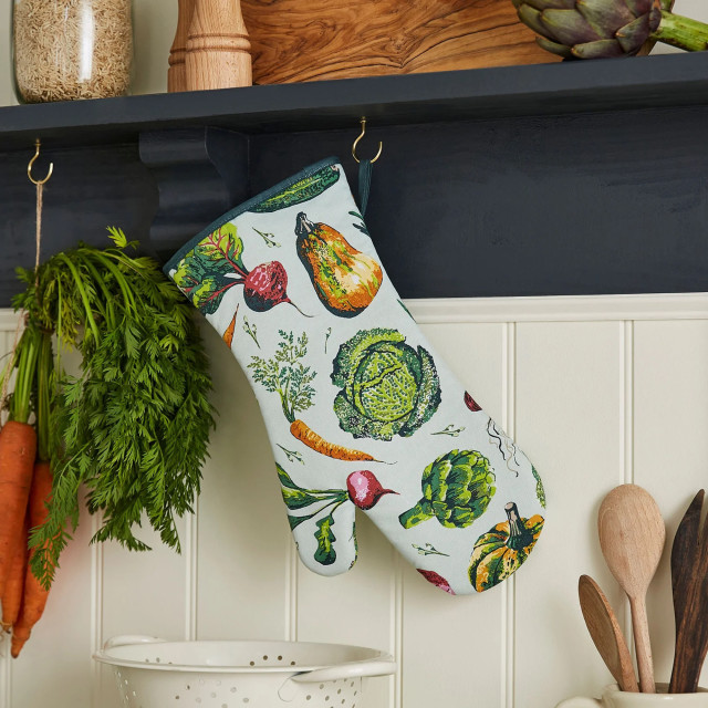 Ulster Weavers Vegetable Medley Oven Glove on a hanger