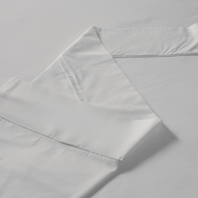 Thread Office 400 Thread Count White Percale Weave Flat Sheet - Double/Queen