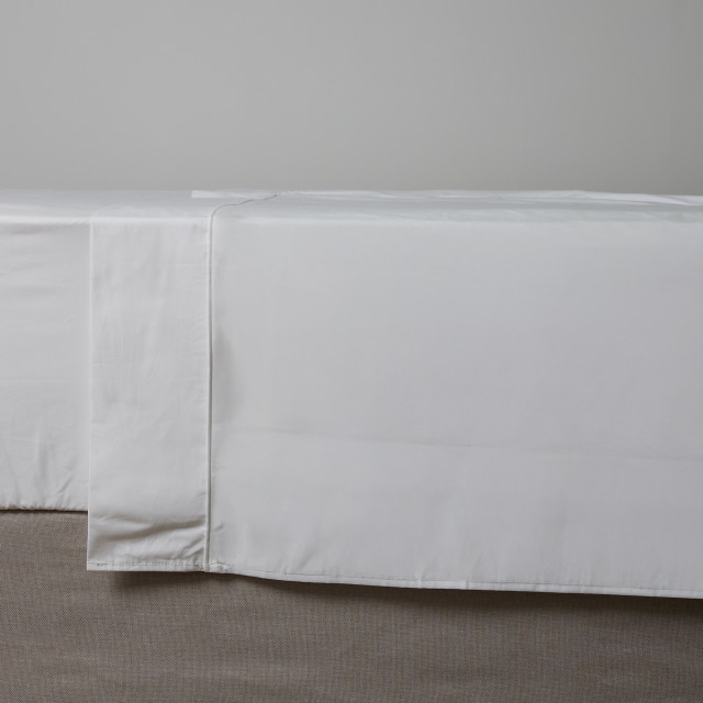 Thread Office 400 Thread Count White Percale Weave Flat Sheet - Double/Queen