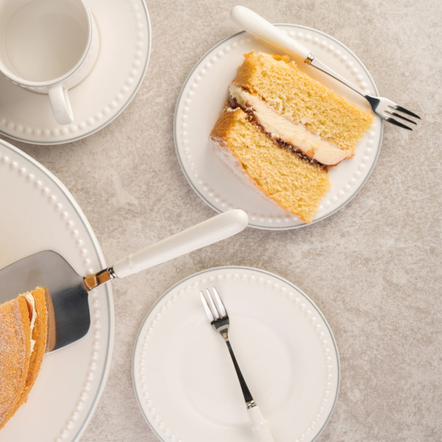 Mary Berry Signature Cake Forks, Set of 4 packaging