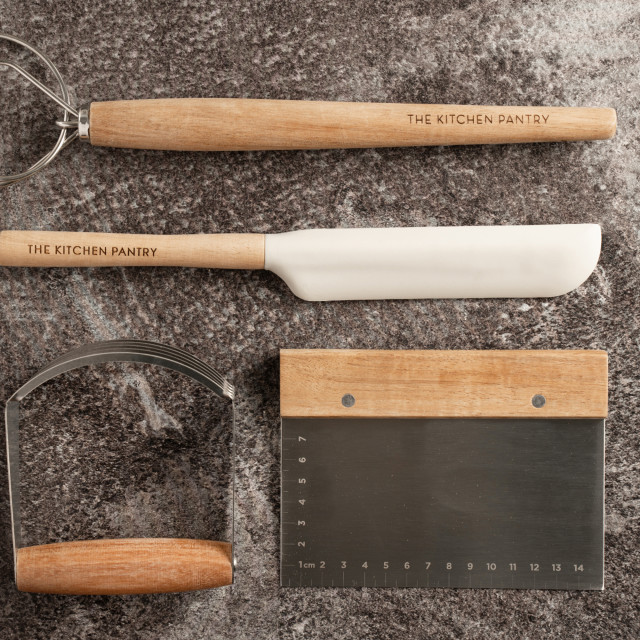 Kitchen Pantry Stainless Steel Dough Scraper with other kitchen tools